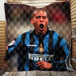 Energetic Soccer Player Ronaldo Nazario Quilt Blanket