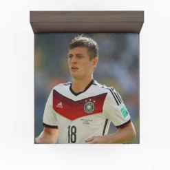 Enthusiastic German Sports Player Toni Kroos Fitted Sheet