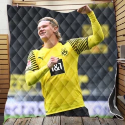 Erling Haaland Powerfull Dortmund BVB Club Player Quilt Blanket