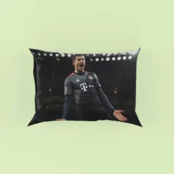 Enduring Football Player Lewandowski Pillow Case