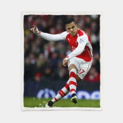 Alexis Sanchez Populer Arsenal Forward Football Player Sherpa Fleece Blanket 1