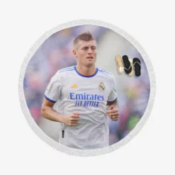 Confident Soccer Player Toni Kroos Round Beach Towel