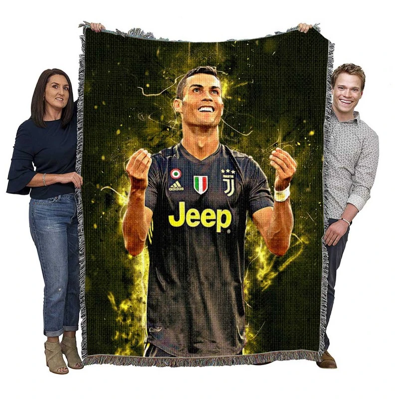 Cristiano Ronaldo Graceful Juve Football Player Woven Blanket