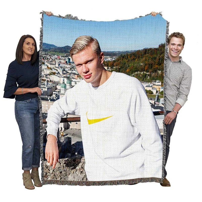 Erling Haaland Norwegien Professional Player Woven Blanket