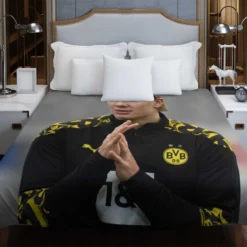 Erling Haaland in Dortmund BVB Black Jersey Duvet Cover