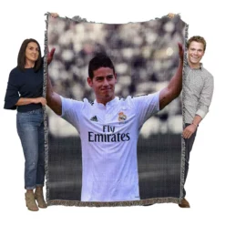 James Rodriguez Energetic Real Madrid Football Player Woven Blanket