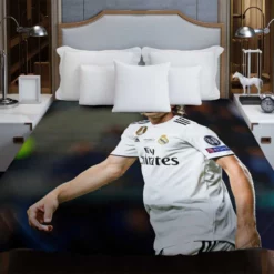 Luka Modric Powerful Football Player Duvet Cover