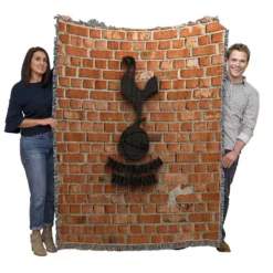 Strong English Club Tottenham Hotspur FC Woven Blanket