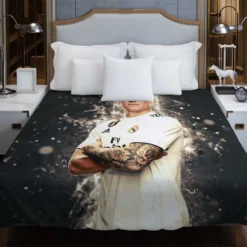 Toni Kroos Powerful Real Madrid Soccer Player Duvet Cover